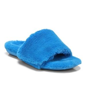Vionic Dream Plush Slipper in Atomic Blue size 7.5